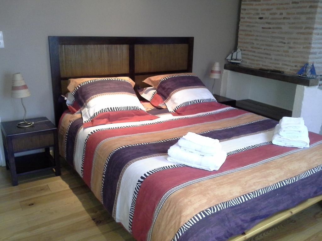 Maison D'Hotes Brameloup Jardin Ovale Coudures Номер фото